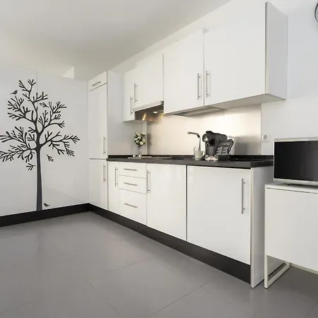 Apartment -malagasunapts-malagueta Estudio Aa Wifi Malaga